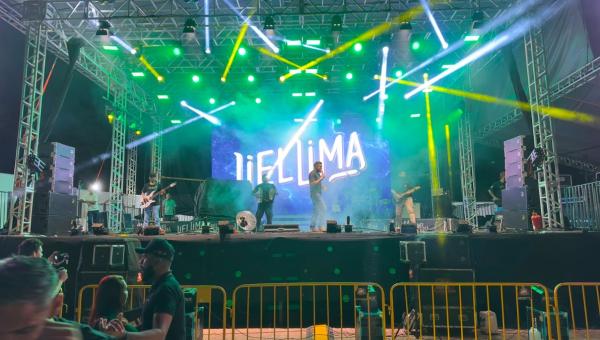 XV Itaporã Fest: Uma Noite de Pura Emoção e Ritmo Contagiante!