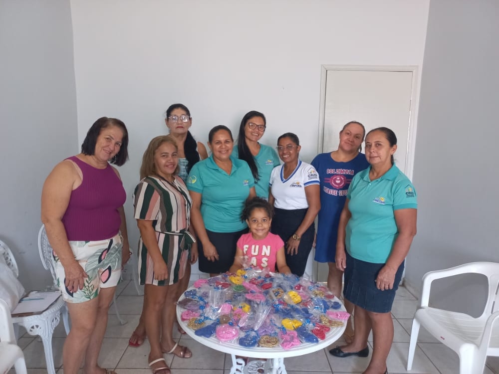 Oficina do PAIF / " Criando Artes e Fortalecendo Vínculos "