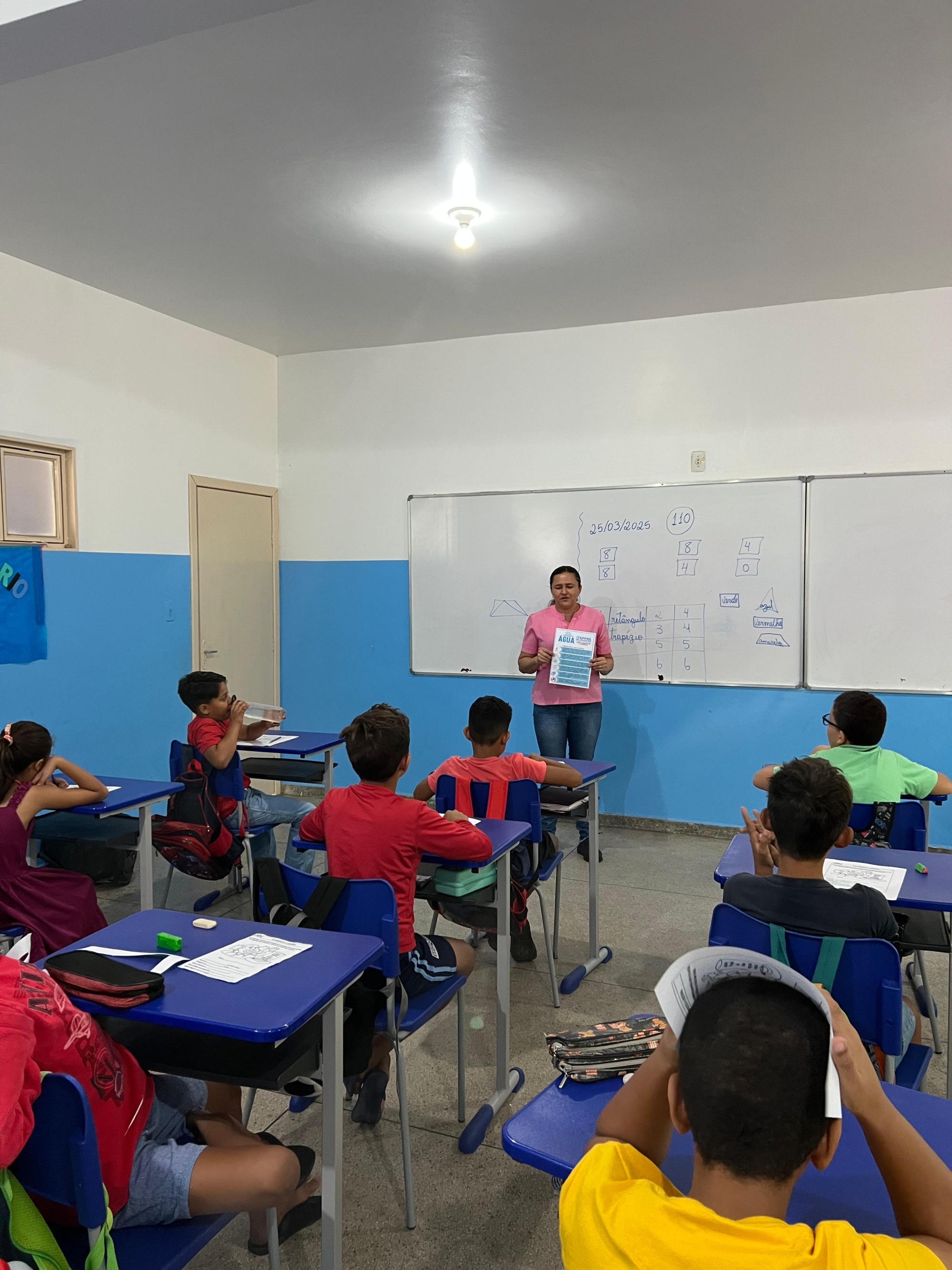 Secretaria Municipal de Meio Ambiente e Turismo promove Ação de Conscientização sobre Preservação da Água na Escola Municipal