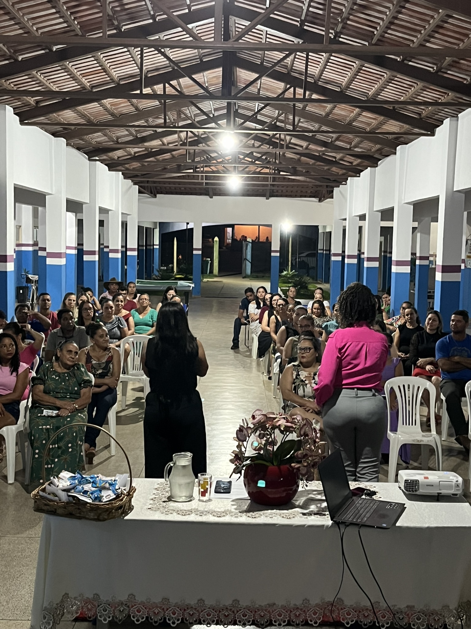 Secretaria Municipal de Educação Realiza Palestra sobre o Dia Mundial de Conscientização do Autismo