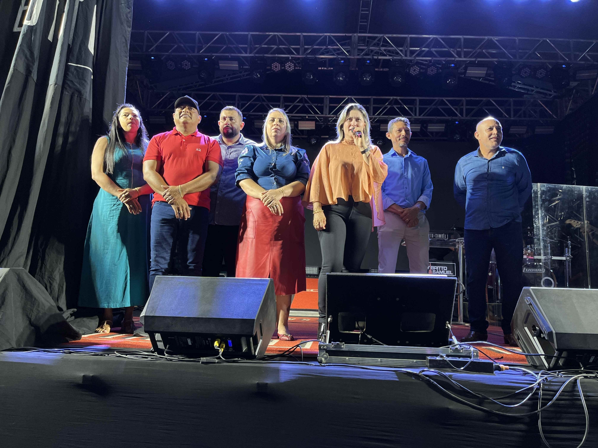 Primeira noite do "XIV ITAPORÃ FEST"  emociona com shows de Alanzinho Coreano e a dupla Edy Britto & Samuel
