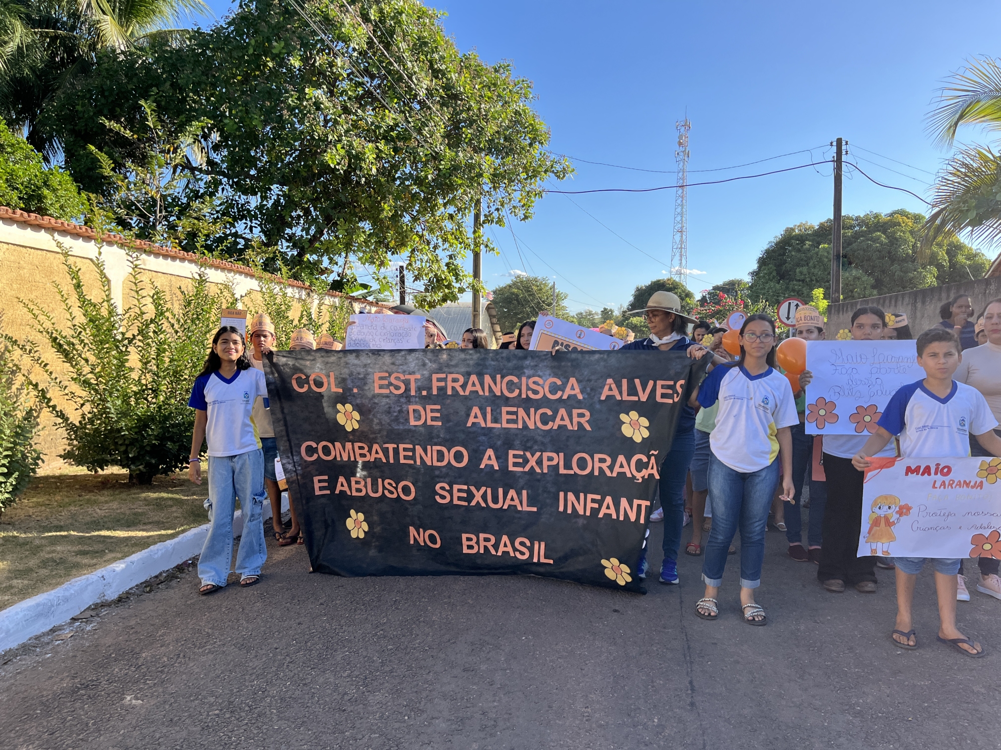 Município promove Caminhada pelo Combate ao Abuso e à Exploração Sexual contra Crianças e Adolescentes
