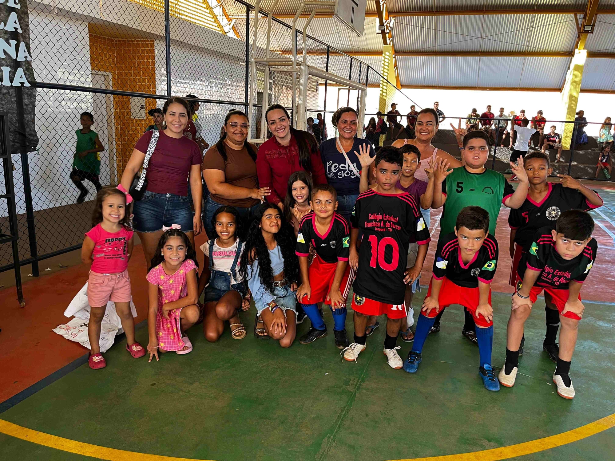 Escola Municipal Dona Augusta Maria de Jesus Realiza 2º Campeonato Interclasse