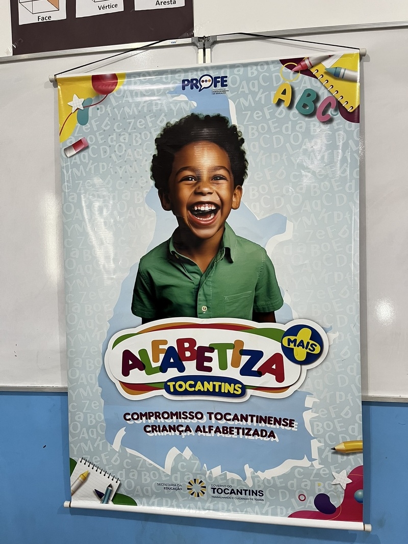 Secretaria Municipal de Educação Capacita Professores para Fortalecer Alfabetização