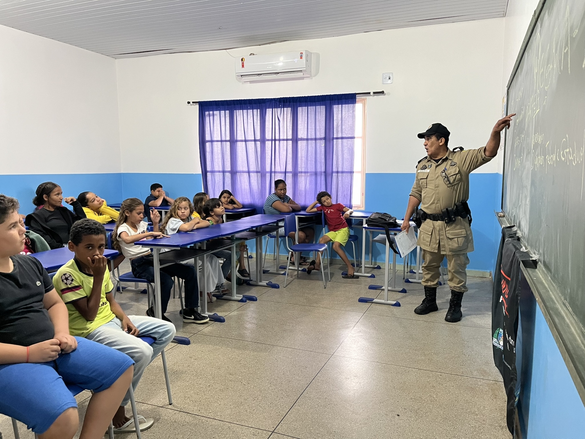 PROERD: Promovendo a Resistência às Drogas e à Violência em Itaporã do Tocantins