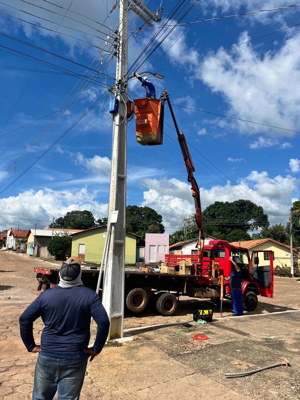 Prefeitura de Itaporã Intensifica Manutenção na Iluminação Pública da Cidade Prefeitura de Itaporã Intensifica Manutenção na Iluminação Pública da Cidade