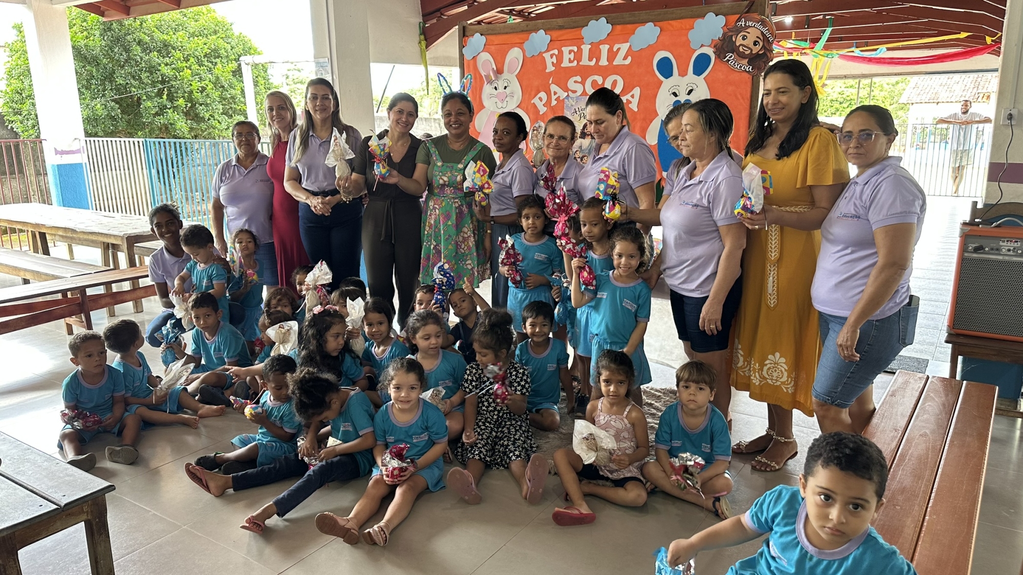 Páscoa em Itaporã: Prefeitura Celebra com Entrega de Ovos aos Servidores