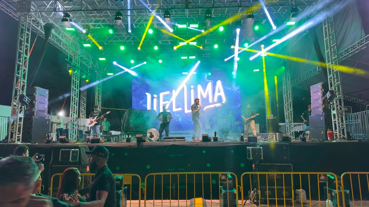XV Itaporã Fest: Uma Noite de Pura Emoção e Ritmo Contagiante!